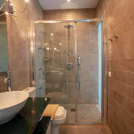 Vuna - Private Pool -sea View Hriszí Aktí Haniá